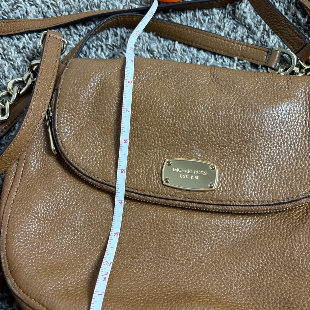 Michael Kors Bedford Brown Pebbled Leather Tassel Zipper Foldover Crossbody Bag - Picture 16 of 16